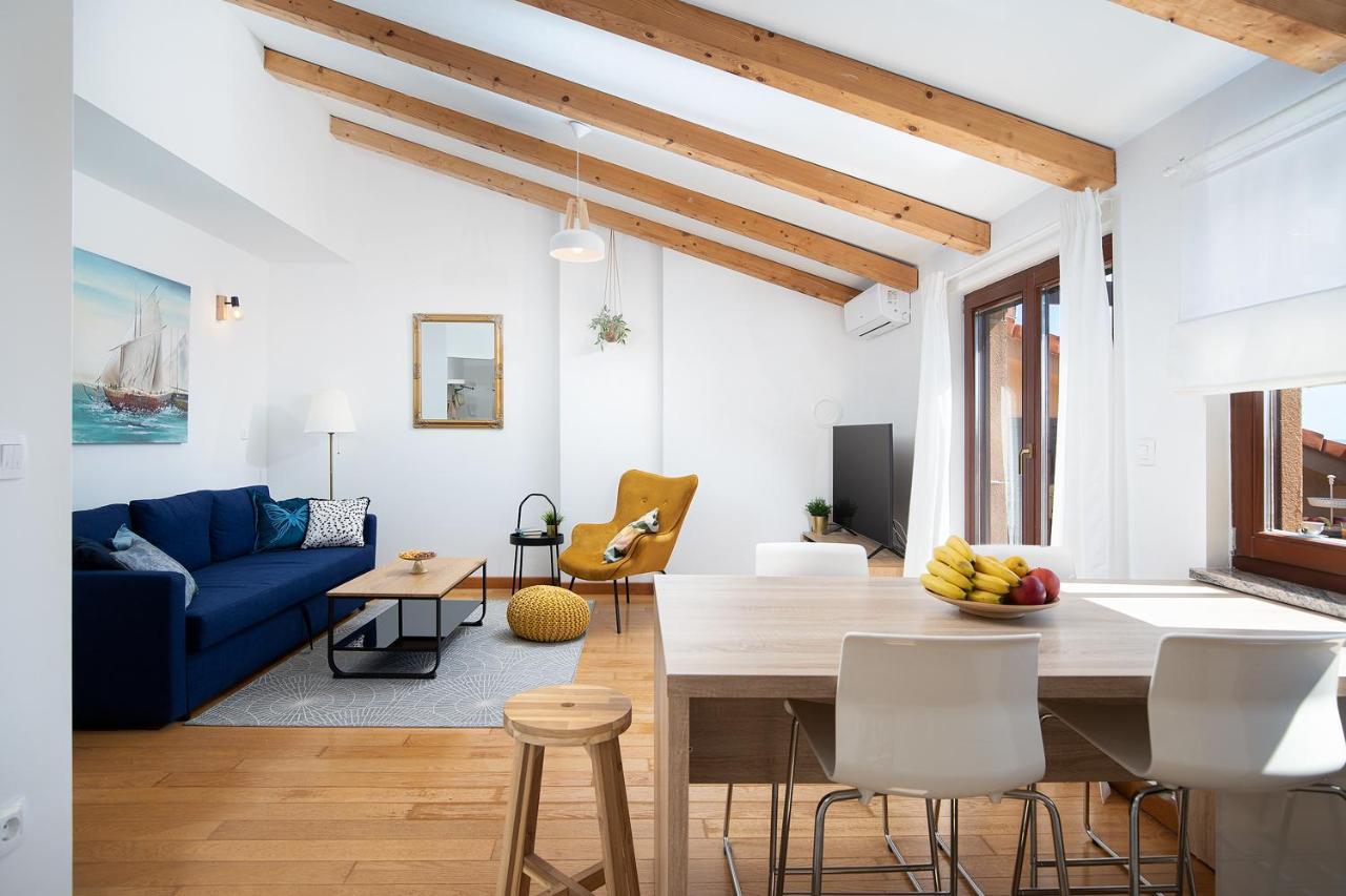 Cesare Apartment, With Swimming Pool And Sea View Ližnjan Extérieur photo
